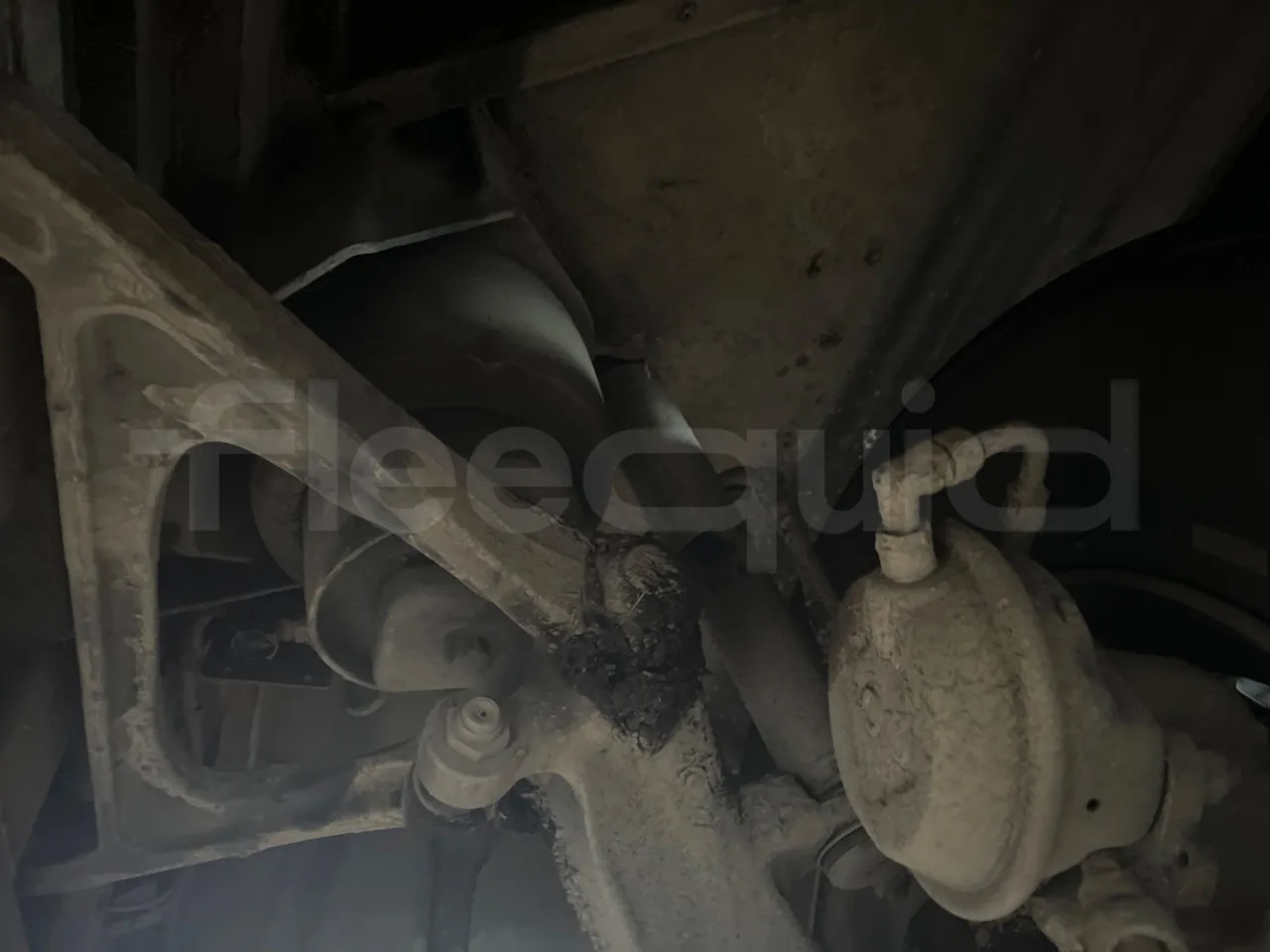 Mercedes-Benz Integro E5 4 - Euro5 - 220kW - 12.140mt - front axle left side