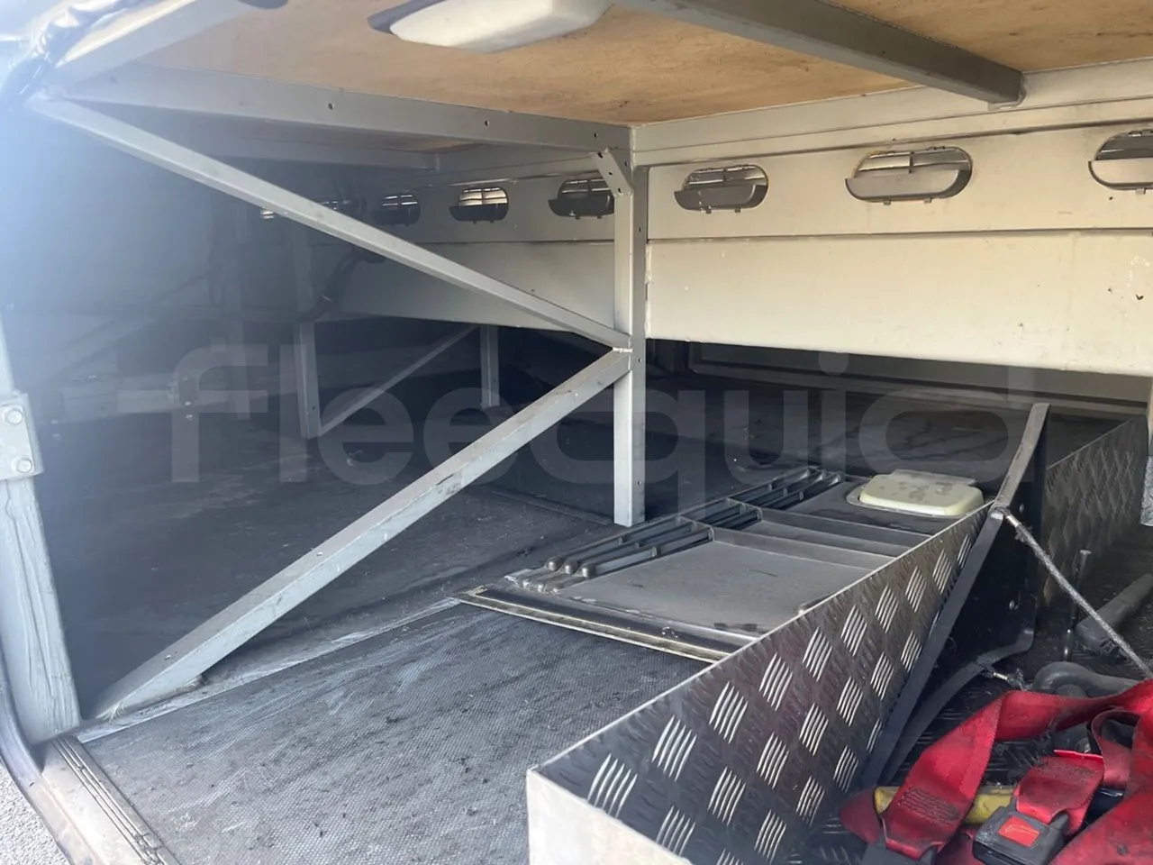 Mercedes-Benz Integro E5 4 - Euro5 - 220kW - 12.140mt - turntable external (18m)