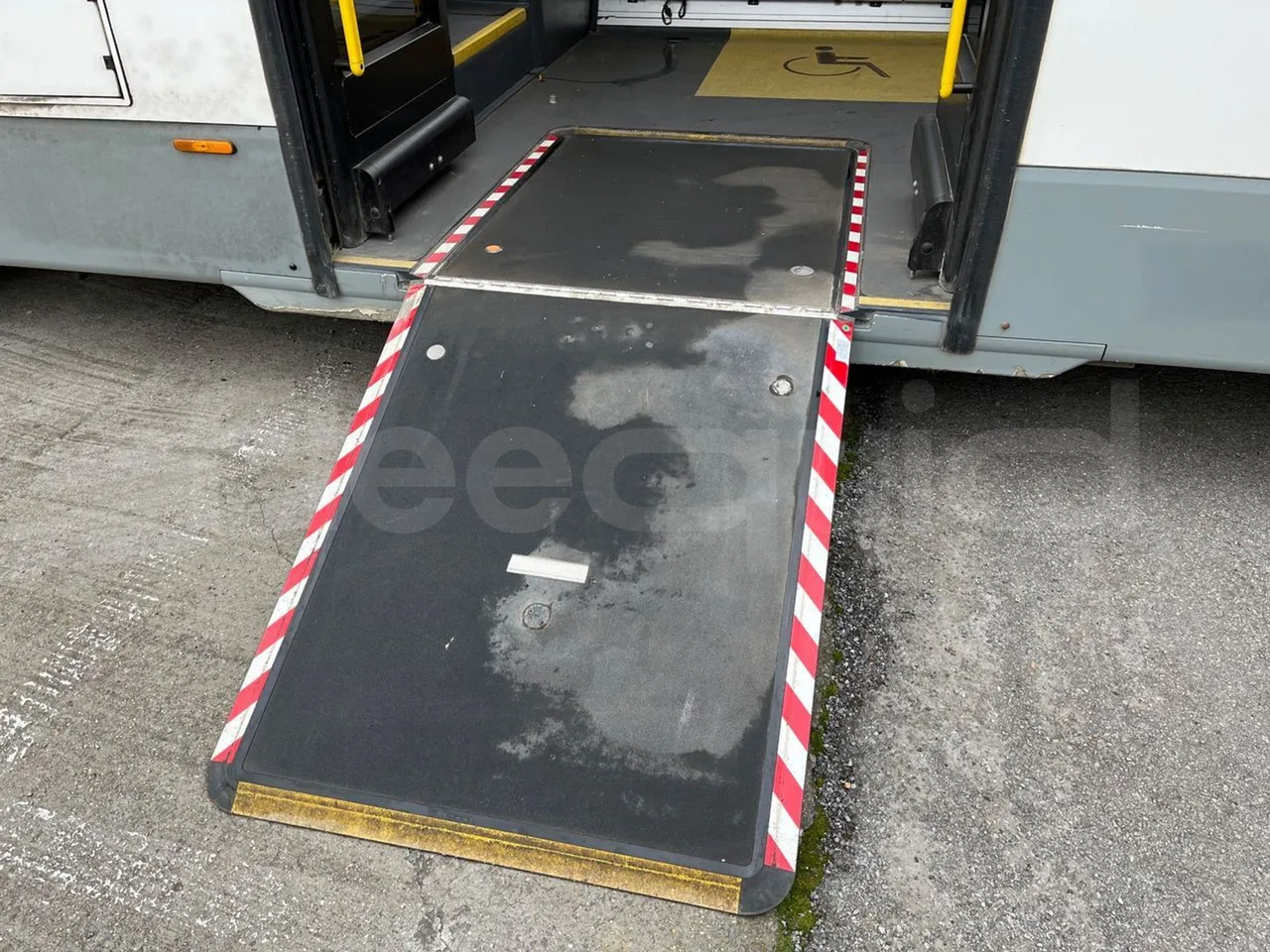 Vdl Citea SLE-120/310 - Euro5 - 231kW - 12mt - platform open photo