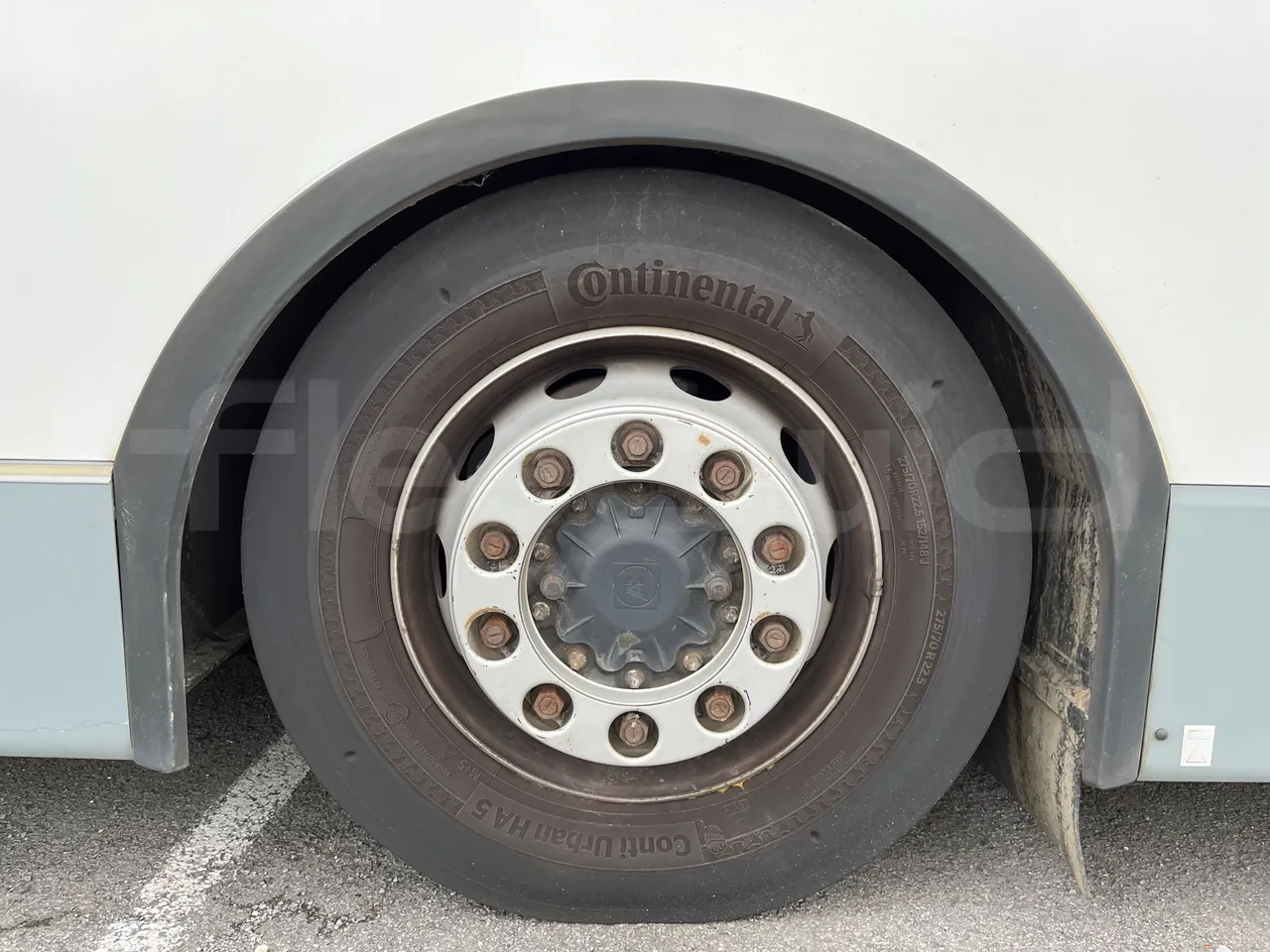 Vdl Citea SLE-120/310 - Euro5 - 231kW - 12mt - front left tire measurements