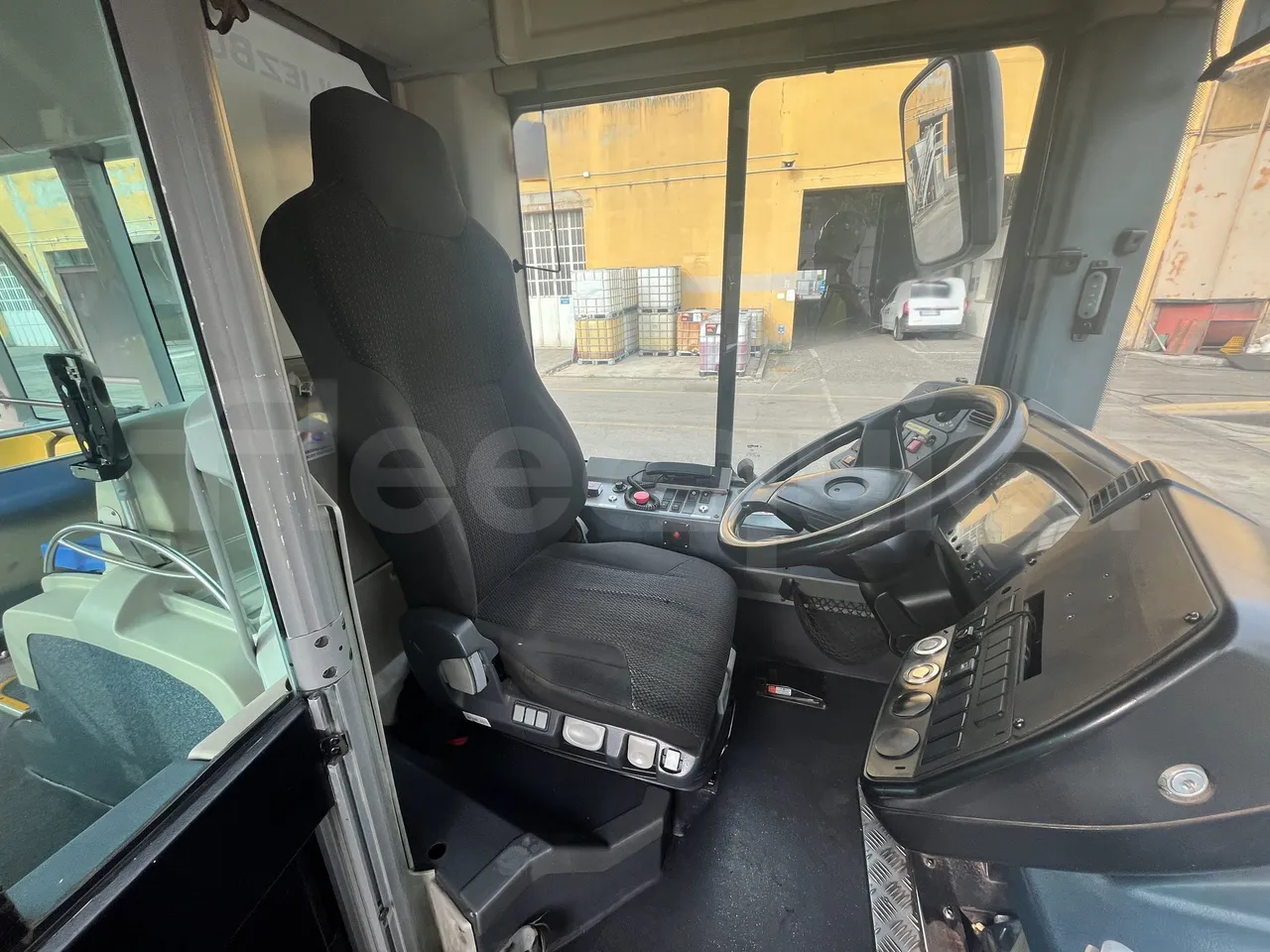 Iveco Heuliez Gx117 - Driver's Seat