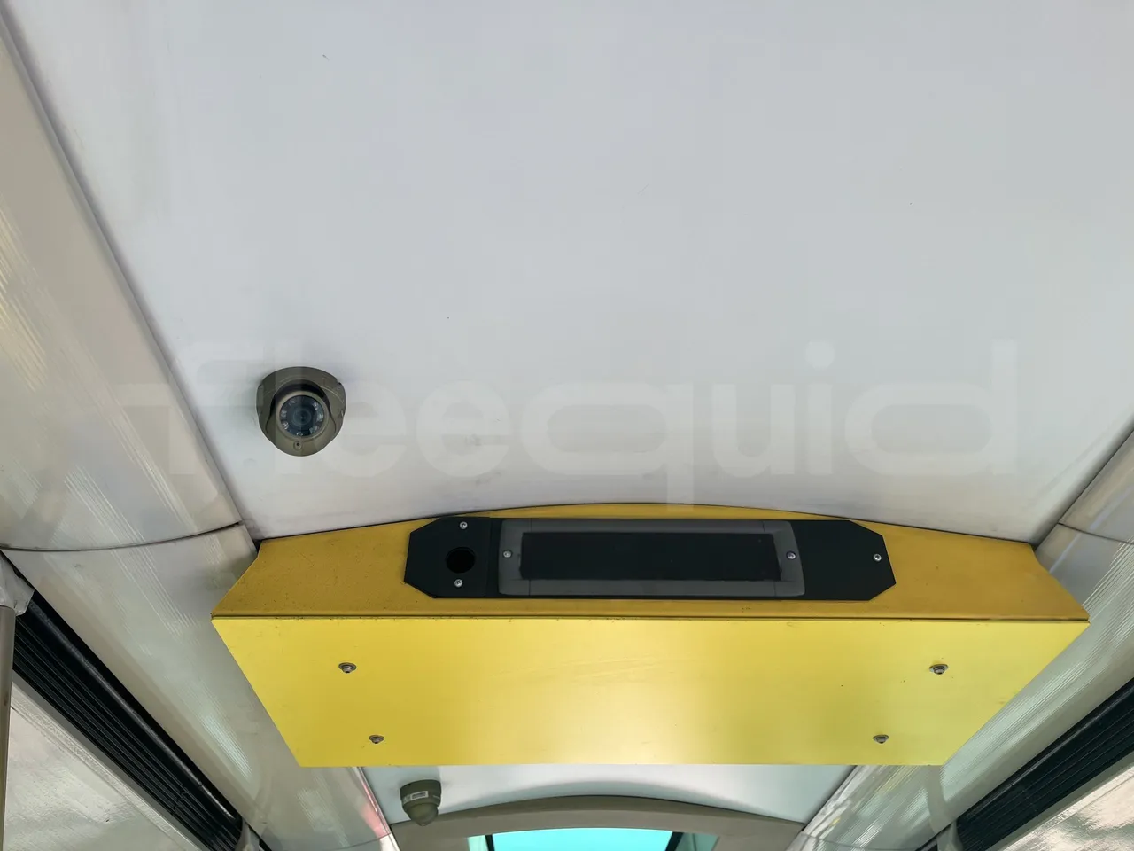 Iveco Heuliez Gx117 - Roof Hatch 3