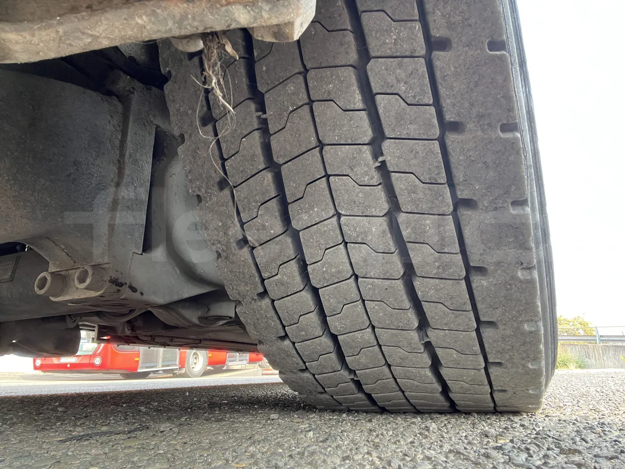Iveco Heuliez Gx117 - Second Axle Right Side: Tyre Tread