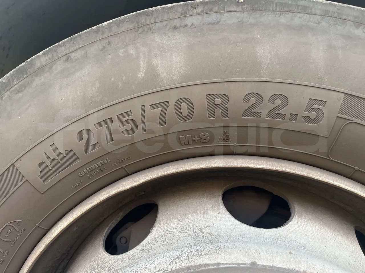 Iveco Heuliez Gx117 - First Axle Left Side: Tyre Size
