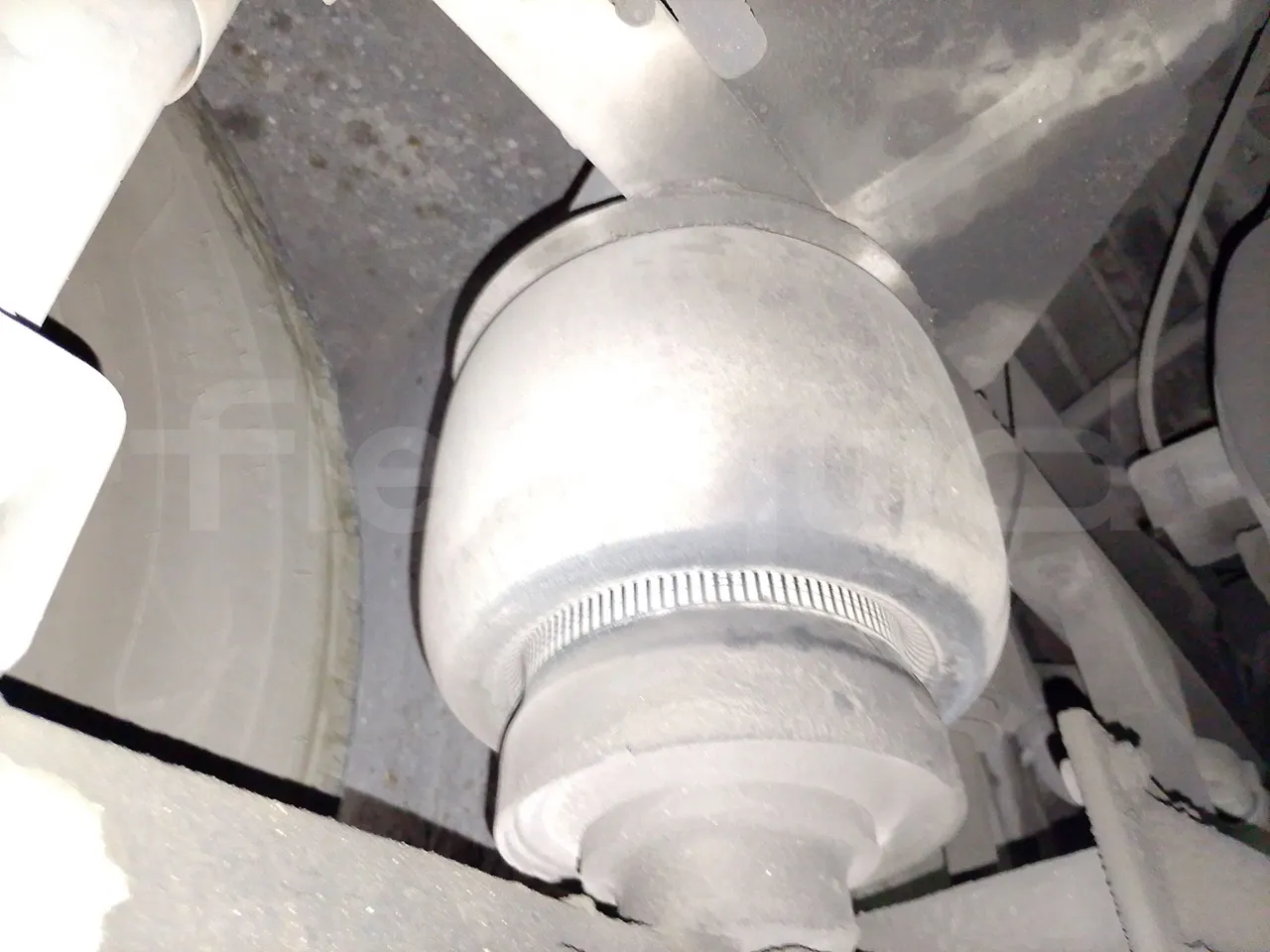 King Long XMQ6900 XMQ6900-3/ Euro 5 - 178Kw - 8,995 Mt - axel 2 air springs 2 left