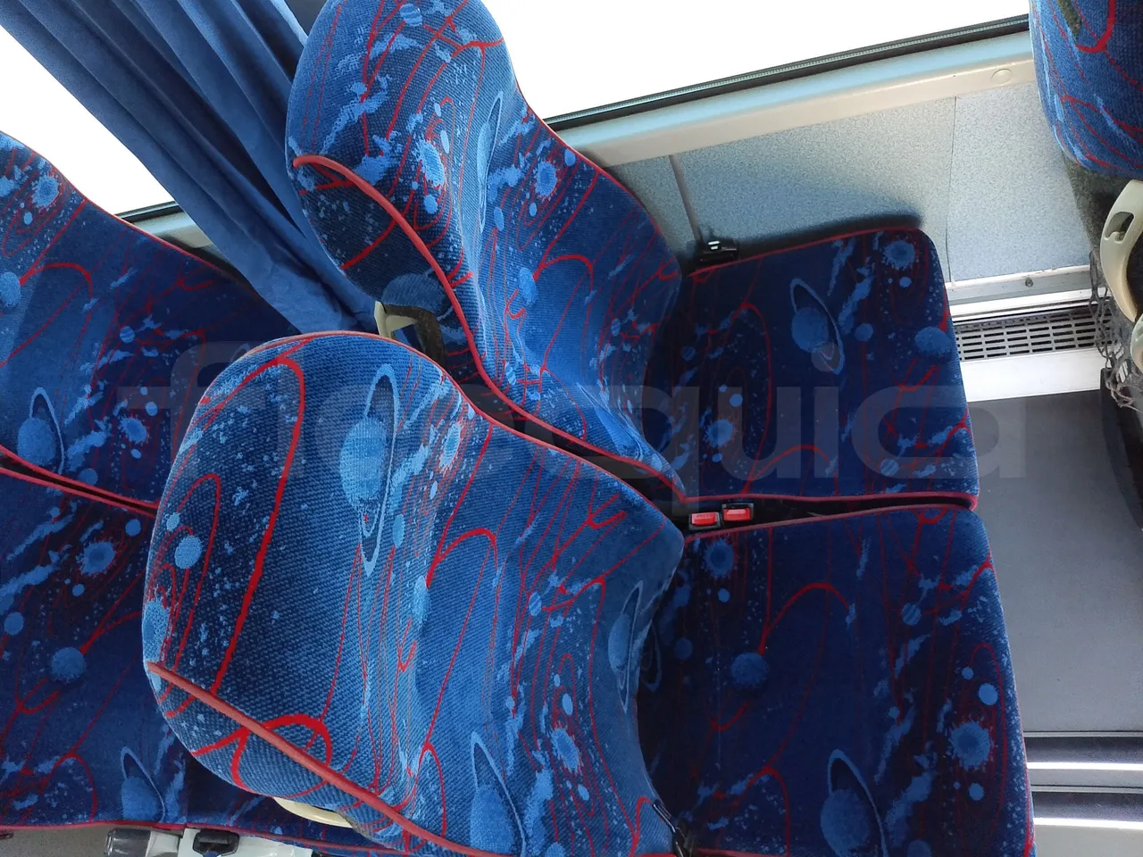King Long XMQ6900 XMQ6900-3/ Euro 5 - 178Kw - 8,995 Mt - single seat detail