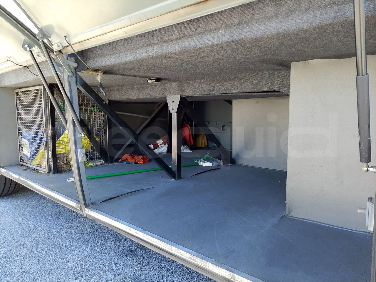 King Long XMQ6900 XMQ6900-3/ Euro 5 - 178Kw - 8,995 Mt - internal frame rust check