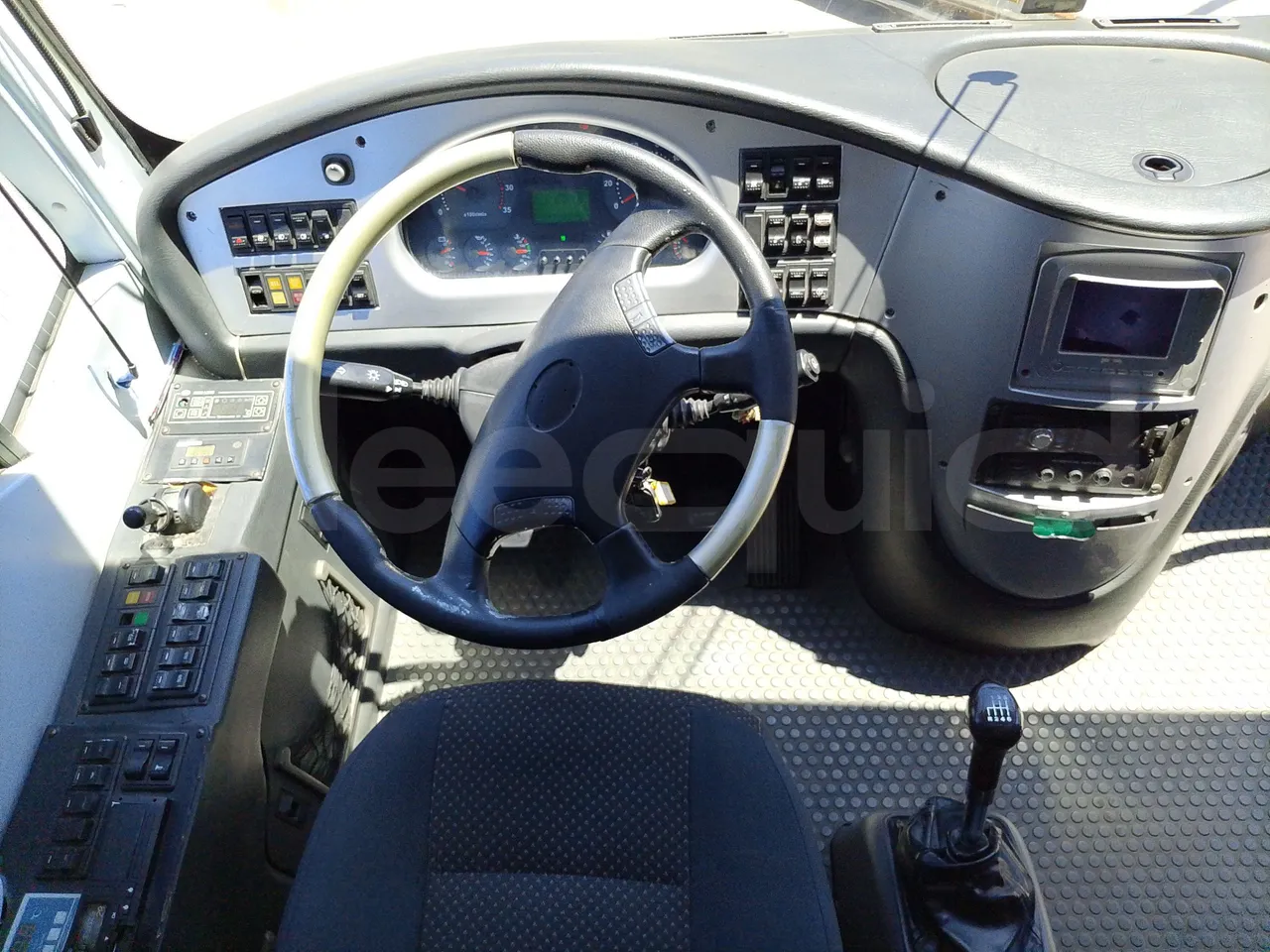 King Long XMQ6900 XMQ6900-3/ Euro 5 - 178Kw - 8,995 Mt - steering wheel photo