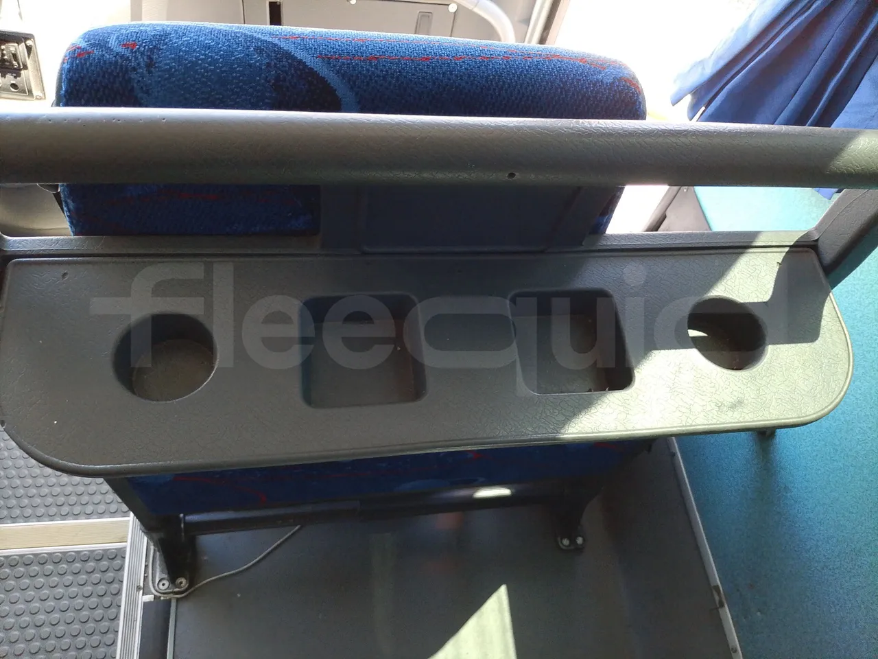 King Long XMQ6900 XMQ6900-3/ Euro 5 - 178Kw - 8,995 Mt - table detail photo