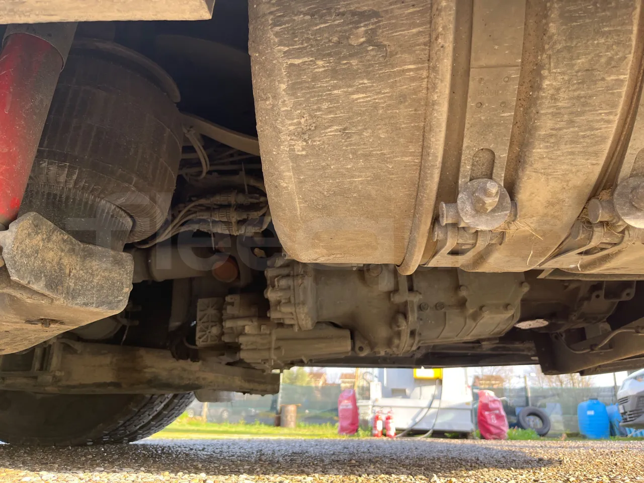 Scania 12B4X2 K420EB4X2 - Euro 4 - 308 kW - 12.750 mt - gearbox photo