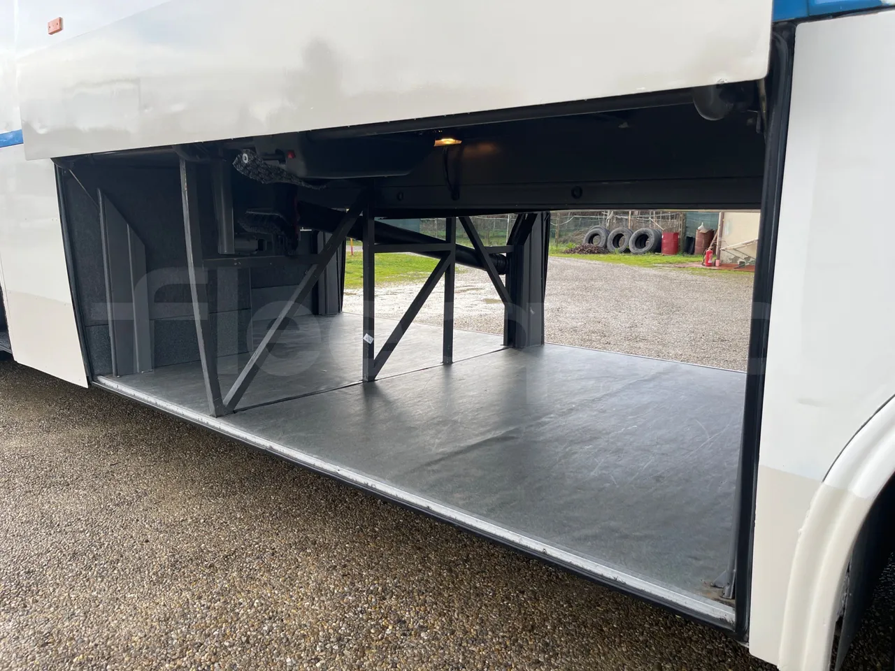 Scania 12B4X2 K420EB4X2 - Euro 4 - 308 kW - 12.750 mt - internal frame rust check