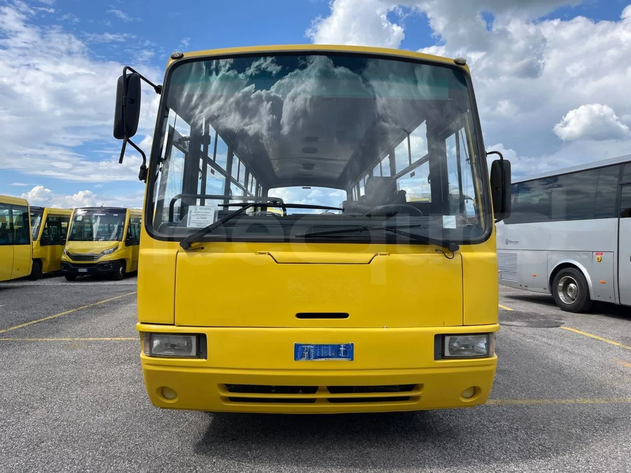 Iveco Cacciamali Tema 163/2 - EUR2 - 130kW - 9.195m - front photo