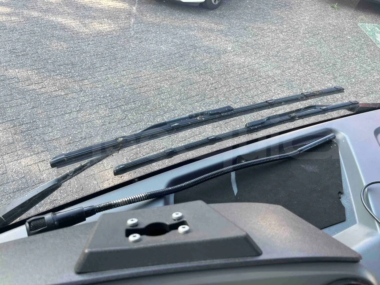 Mercedes-Benz Citaro - driver microphone accessories photo