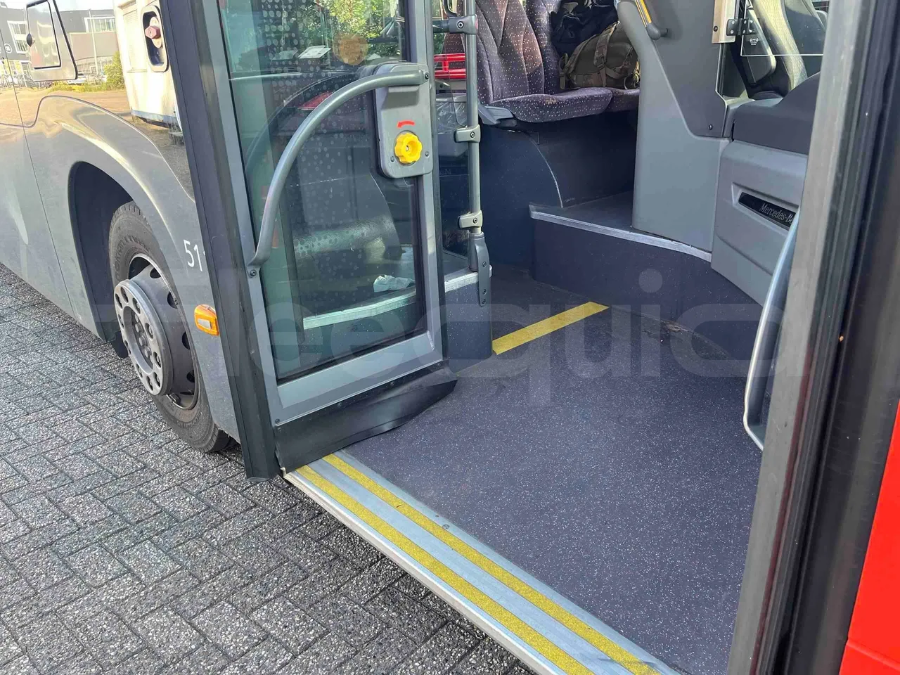 Mercedes-Benz Citaro - hostes microphone accessories photo