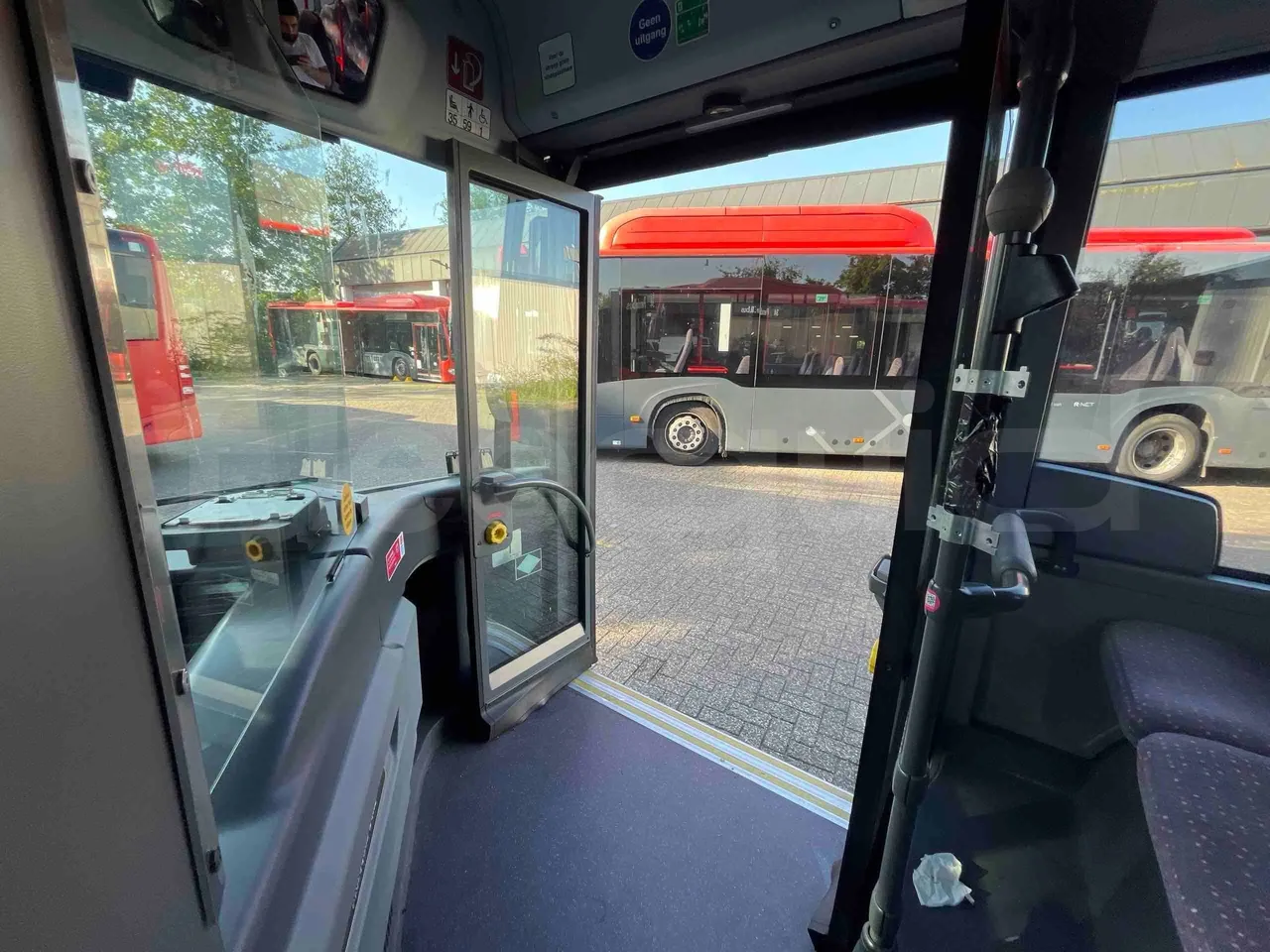 Mercedes-Benz Citaro - handrails photo