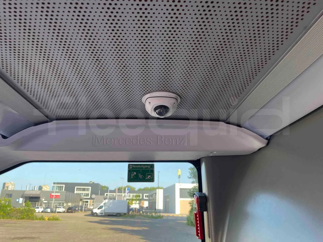 Mercedes-Benz Citaro - floor hatches photo