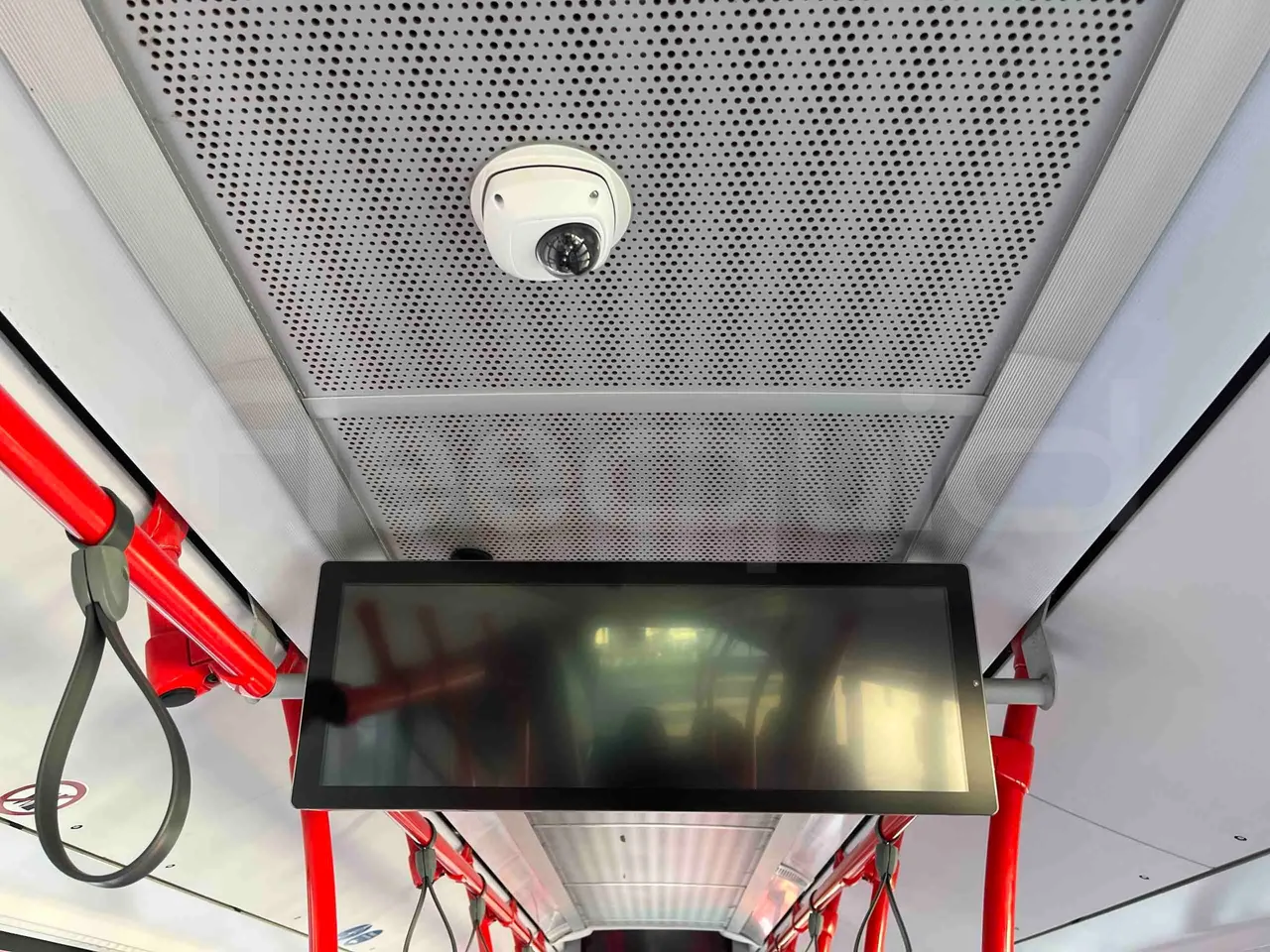 Mercedes-Benz Citaro - roof hatch 1