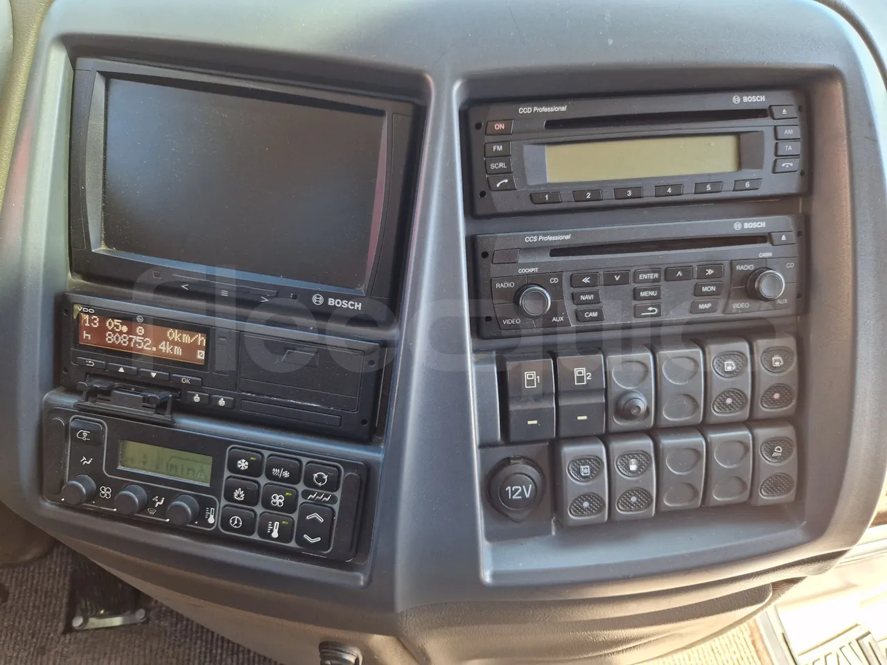 Iveco Magelys SFR210 - EUR5 - 331kW - 12.819m - onboard devices 1