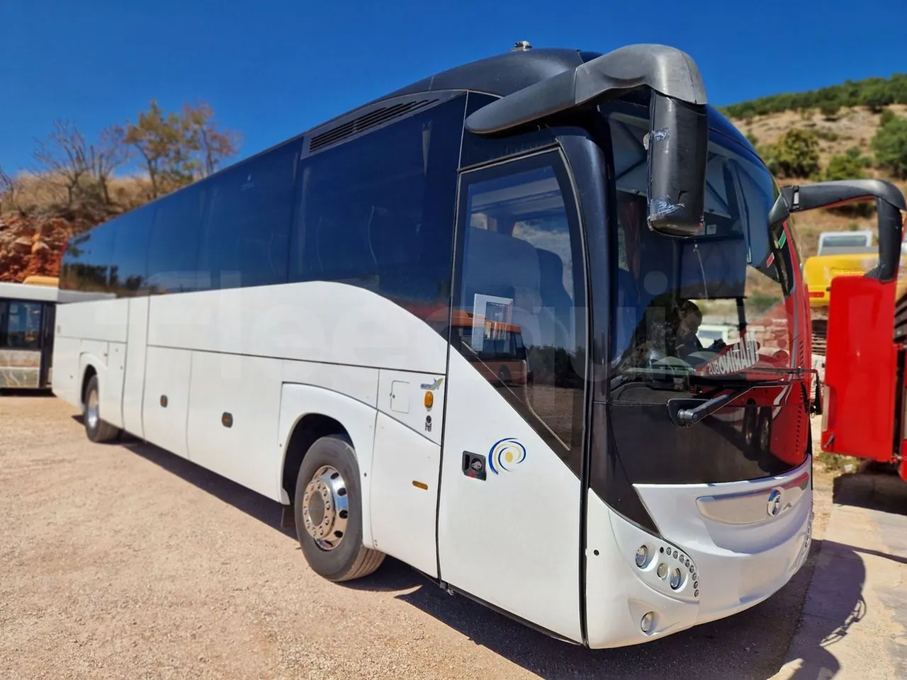 Iveco Magelys SFR210 - EUR5 - 331kW - 12.819m - Base cover photo