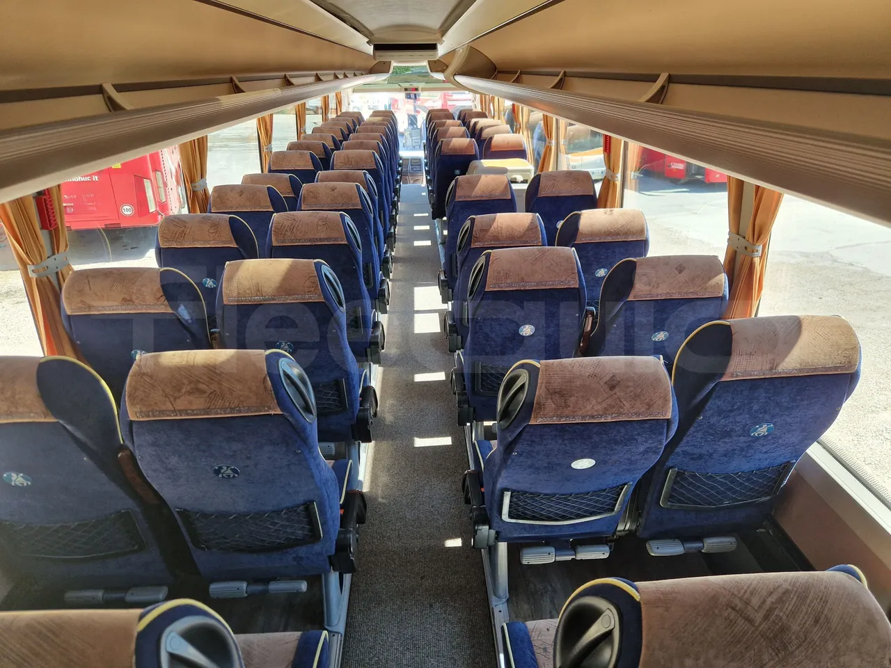 Iveco Magelys SFR210 - EUR5 - 331kW - 12.819m - forward view all seats last row height