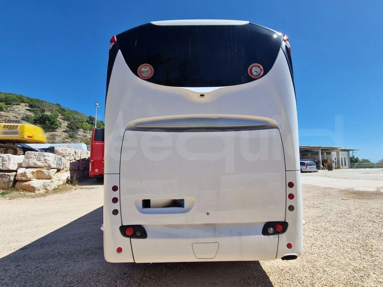 Iveco Magelys SFR210 - EUR5 - 331kW - 12.819m - rear hatch closed