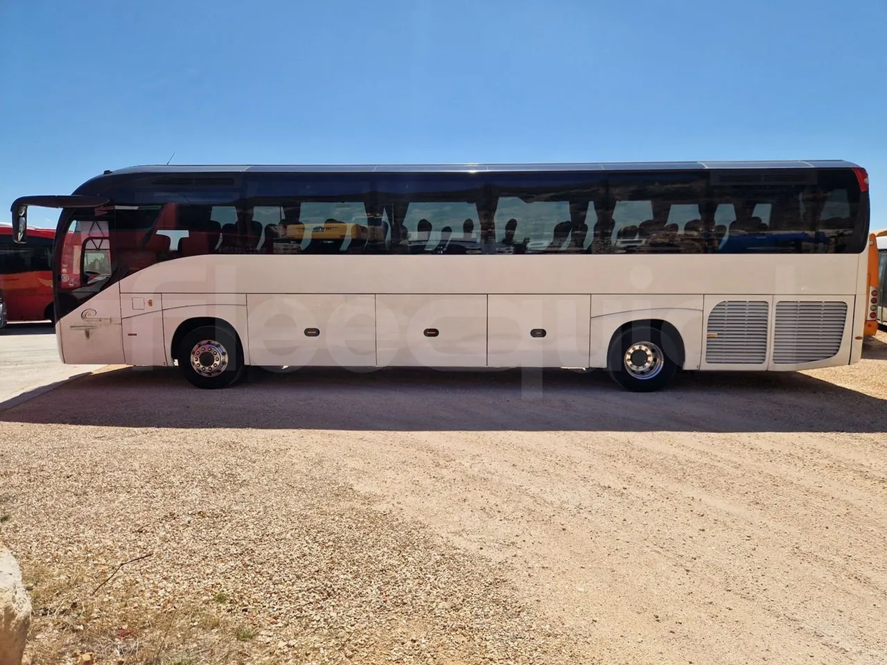 Iveco Magelys SFR210 - EUR5 - 331kW - 12.819m - left side photo