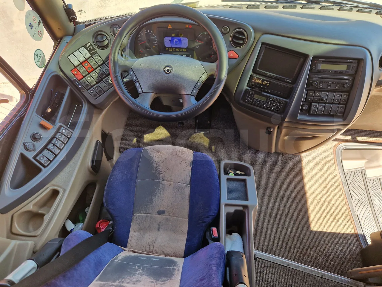 Iveco Magelys SFR210 - EUR5 - 331kW - 12.819m - steering wheel photo
