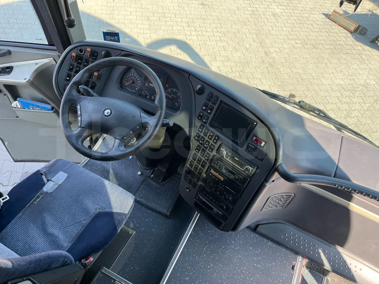 Irisbus 397E.12 397E.12 - Euro5 - 331kW -  12.410mt - buttons panels on