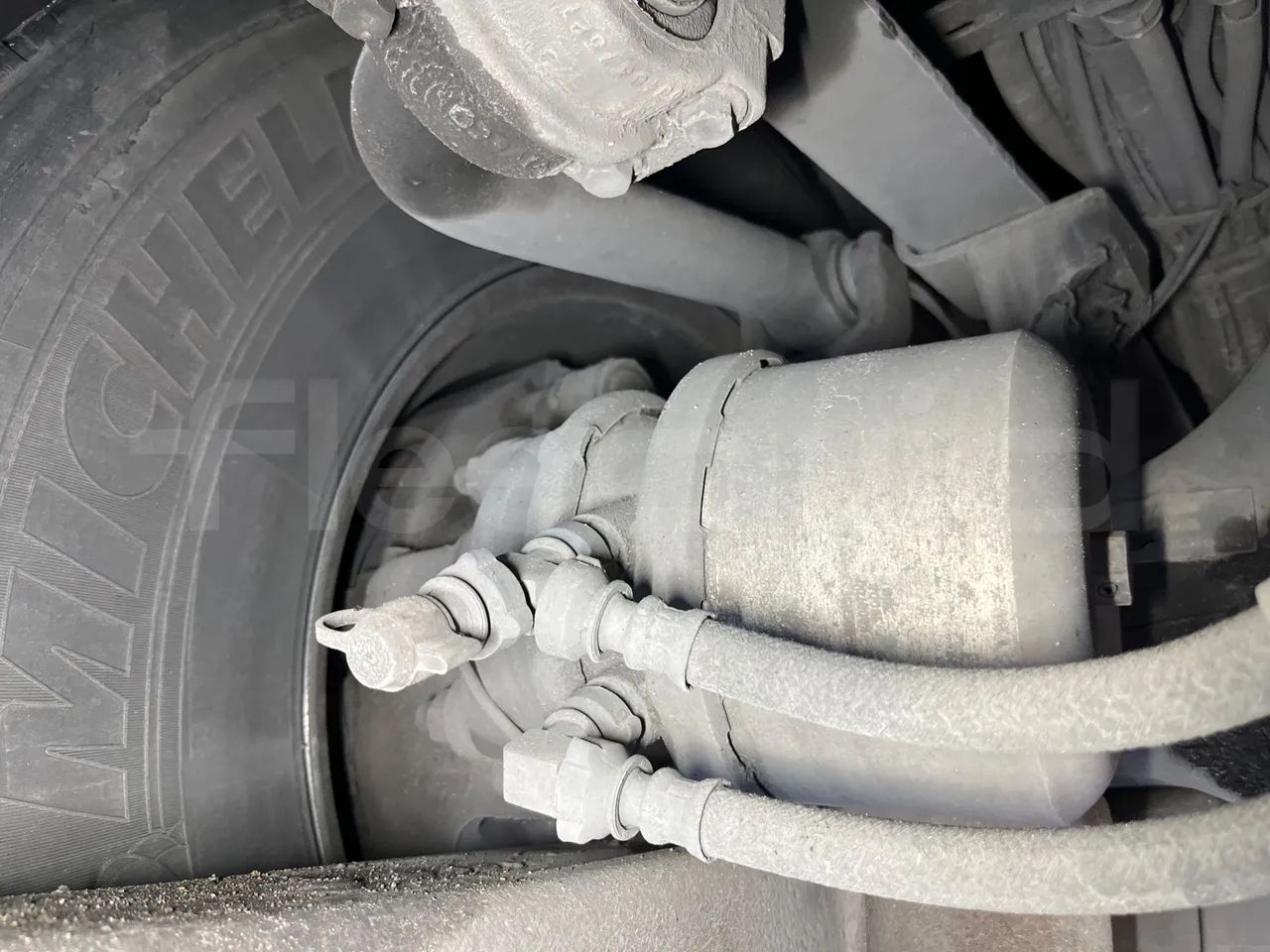 Irisbus 397E.12 397E.12 - Euro5 - 331kW -  12.410mt - axle 2 caliper brakes left