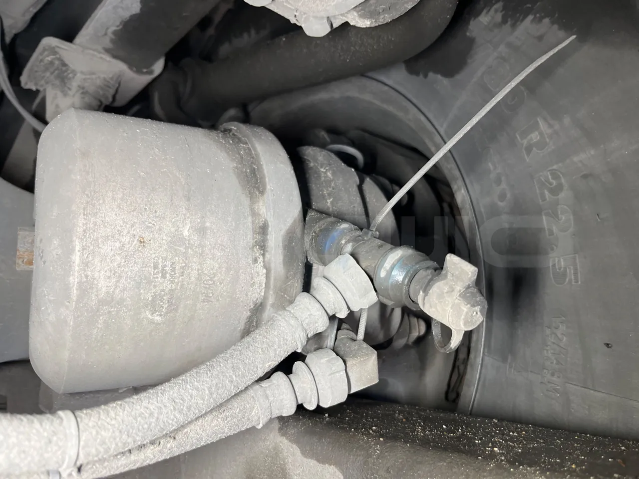 Irisbus 397E.12 397E.12 - Euro5 - 331kW -  12.410mt - axle 2 caliper brakes right