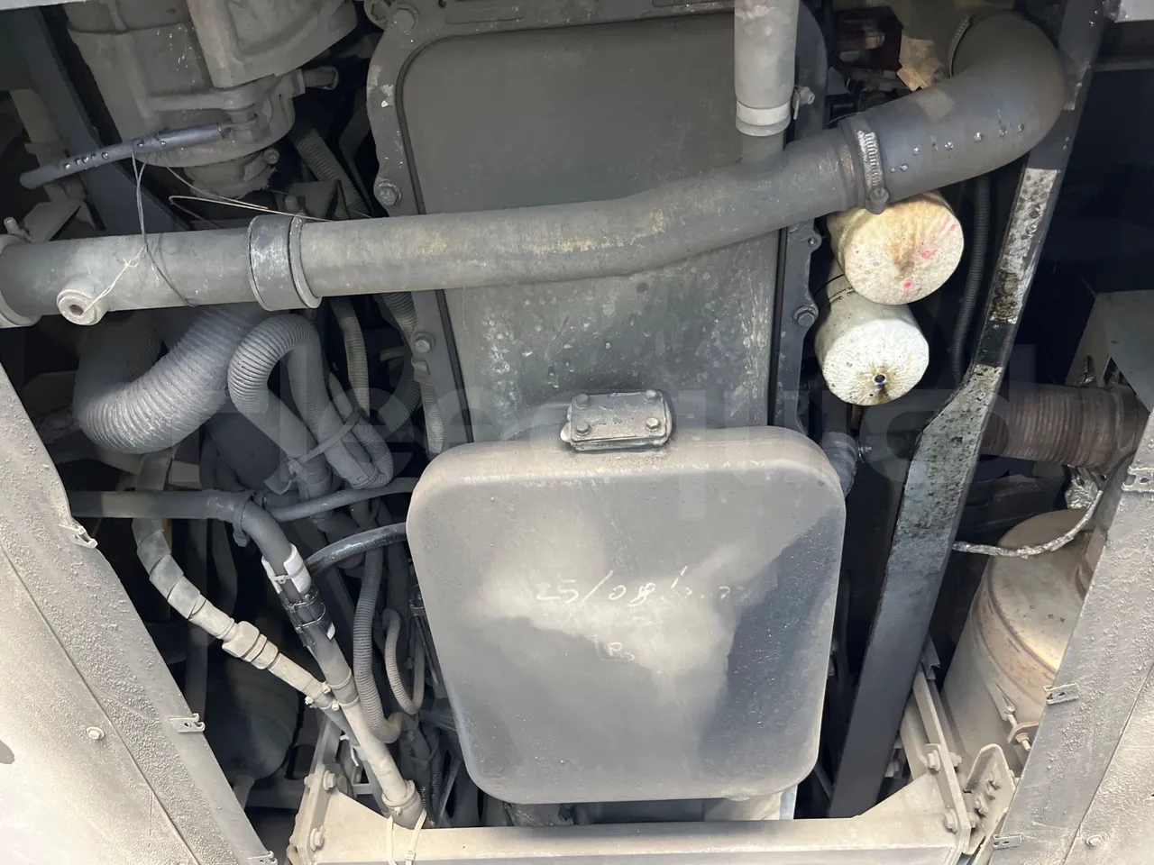 Irisbus 397E.12 397E.12 - Euro5 - 331kW -  12.410mt - engine without protection