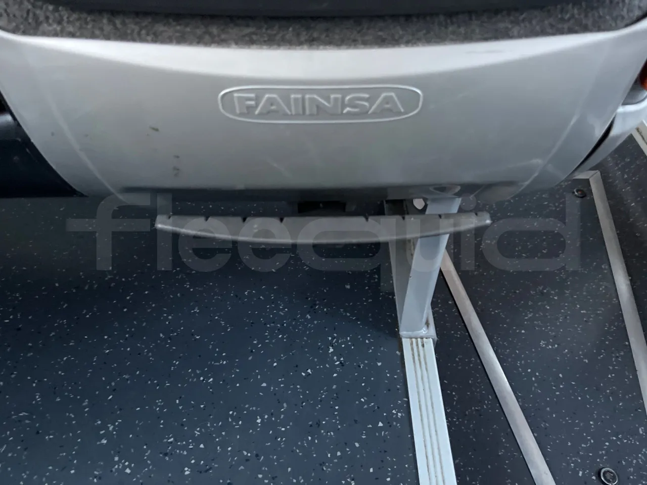 Irisbus 397E.12 397E.12 - Euro5 - 331kW -  12.410mt - footrest detail photo