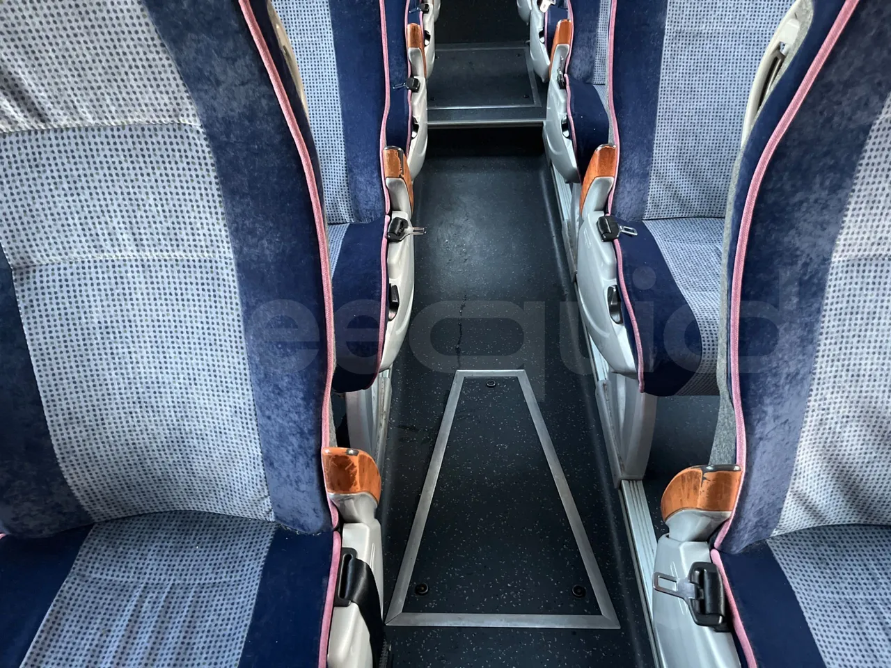 Irisbus 397E.12 397E.12 - Euro5 - 331kW -  12.410mt - floor hatches photo