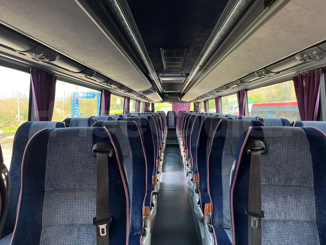 Irisbus 397E.12 397E.12 - Euro5 - 331kW -  12.410mt - reverse view middle aisle