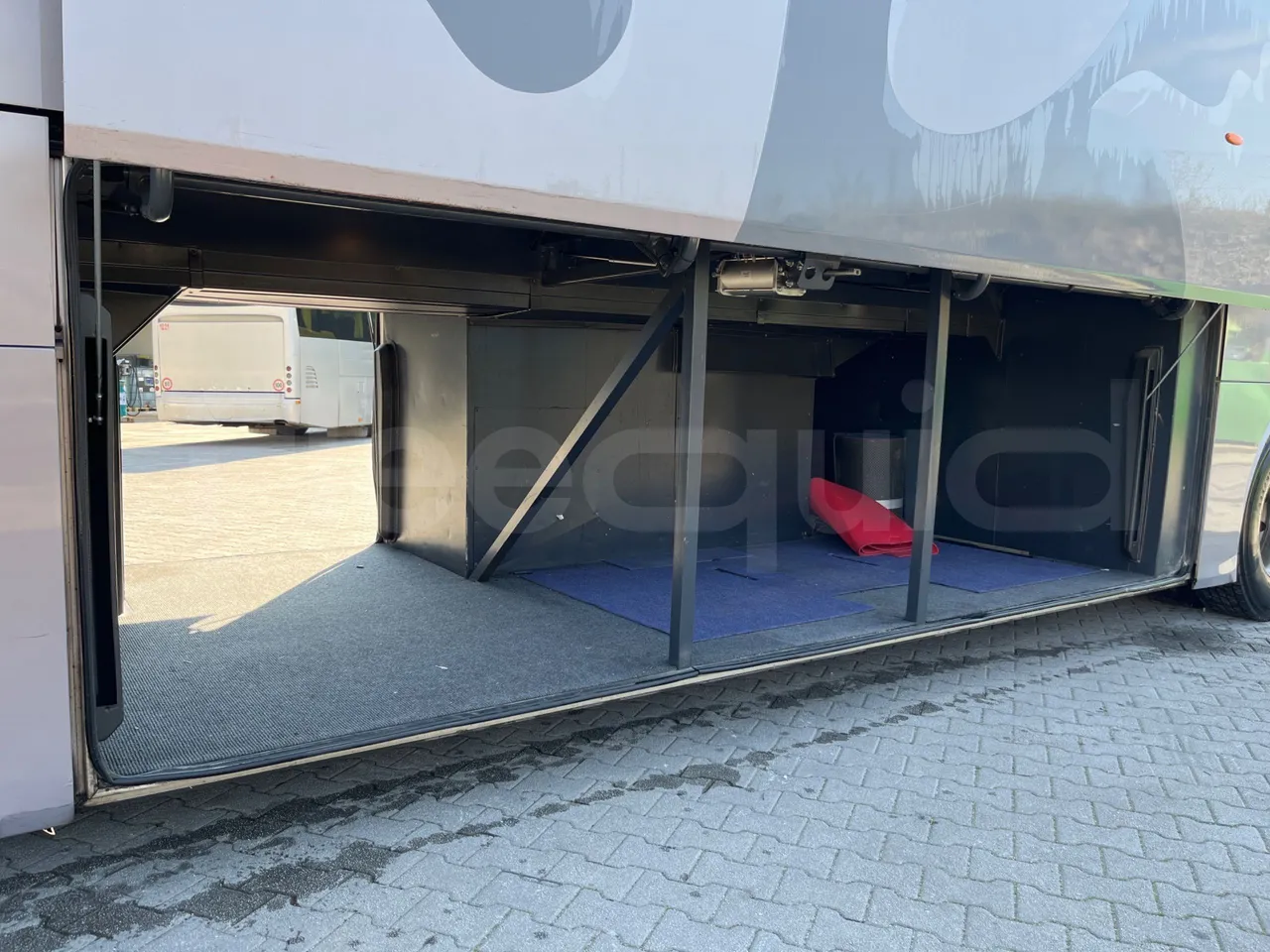 Irisbus 397E.12 397E.12 - Euro5 - 331kW -  12.410mt - internal frame rust check