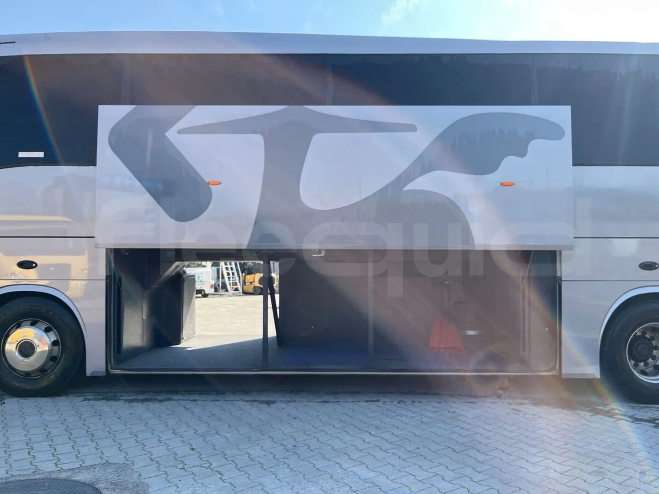 Irisbus 397E.12 397E.12 - Euro5 - 331kW -  12.410mt - luggage rack photo