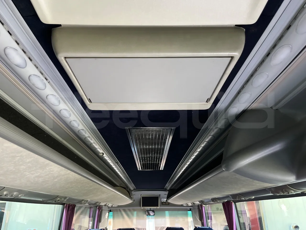 Irisbus 397E.12 397E.12 - Euro5 - 331kW -  12.410mt - monitor detail photo