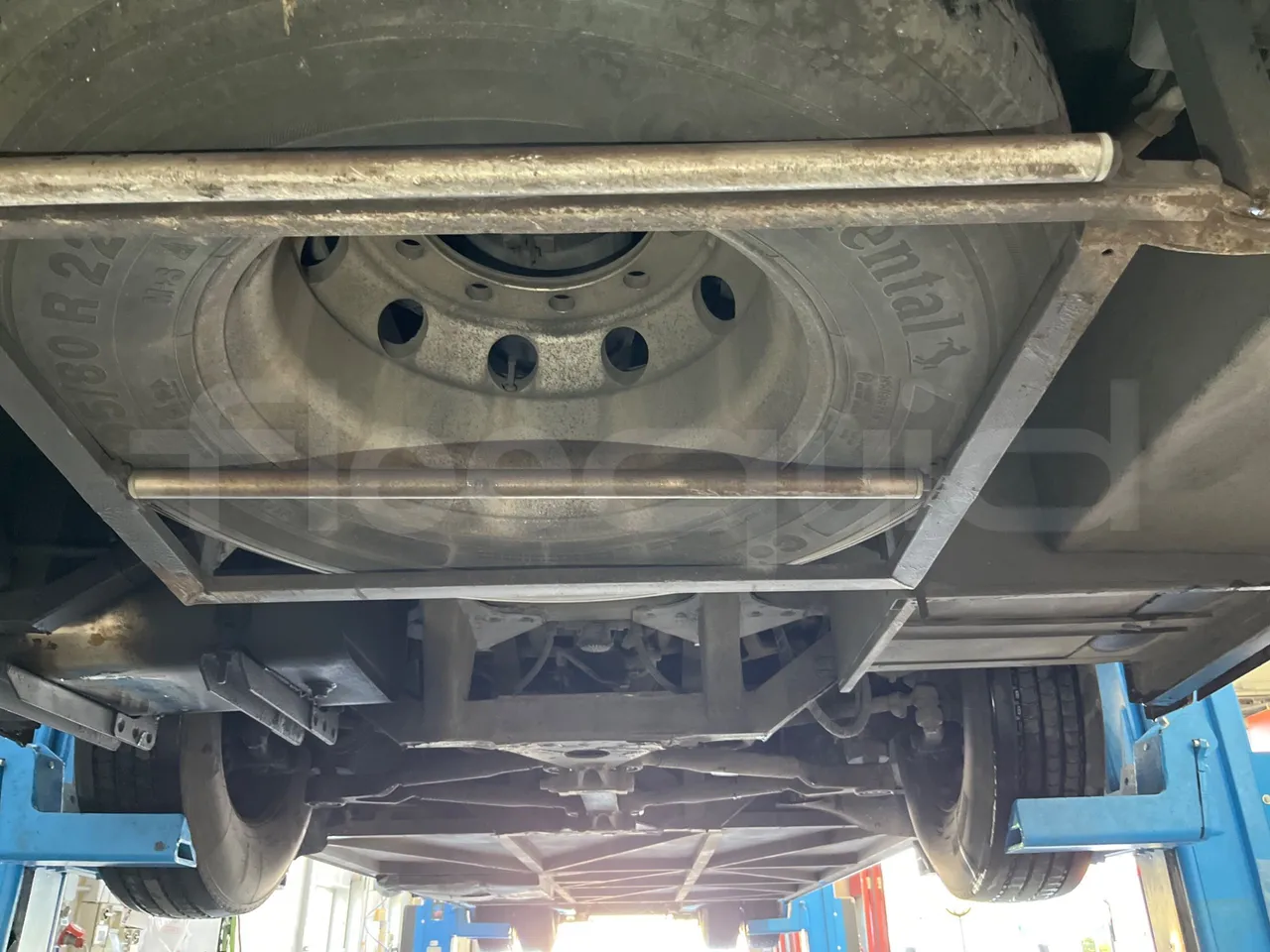 Irisbus 397E.12 397E.12 - Euro5 - 331kW -  12.410mt - front undercarriage from front