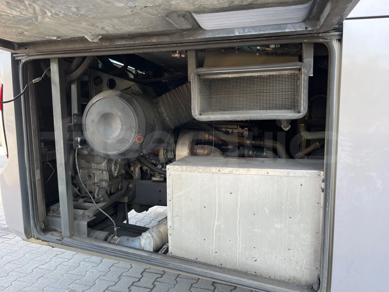 Irisbus 397E.12 397E.12 - Euro5 - 331kW -  12.410mt - turntable external (18m)