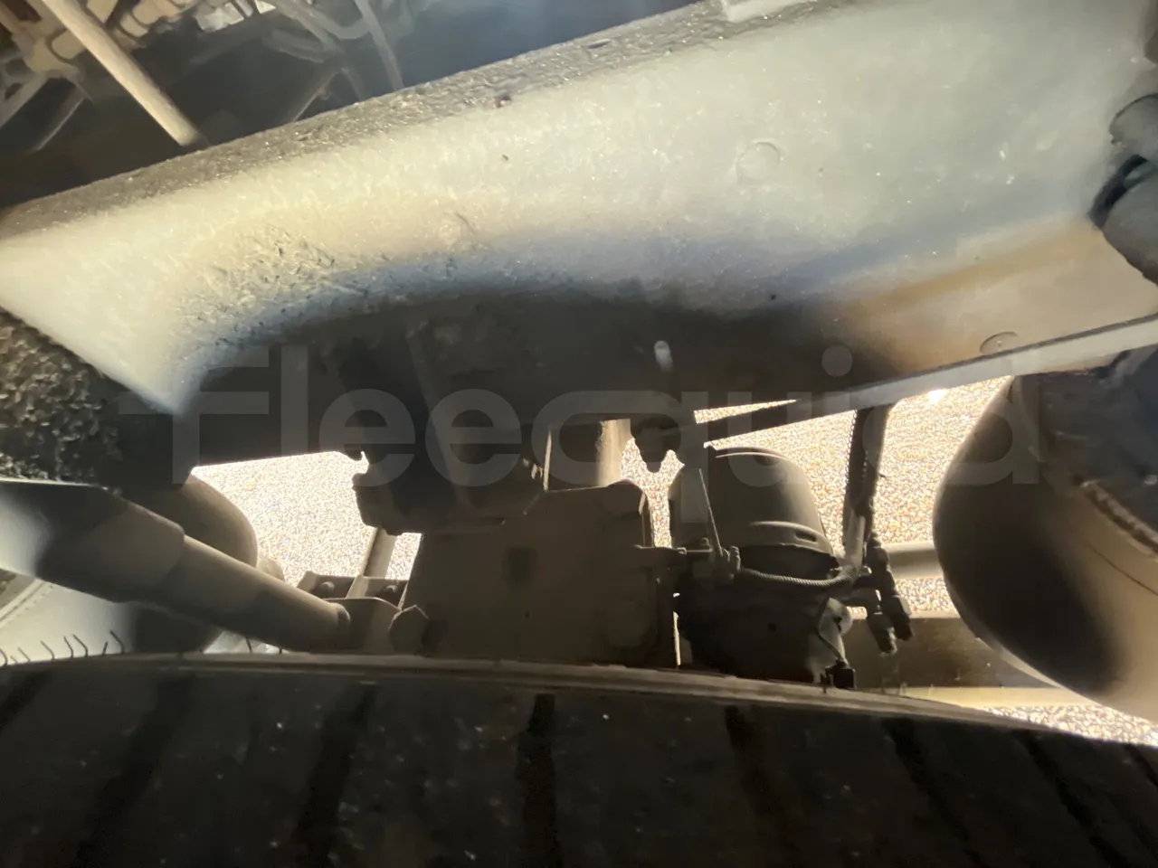 King Long XMQ6996 XMQ6996 / Euro 5 - 215 Kw - 9.895 Mt - axle 2 caliper brakes right