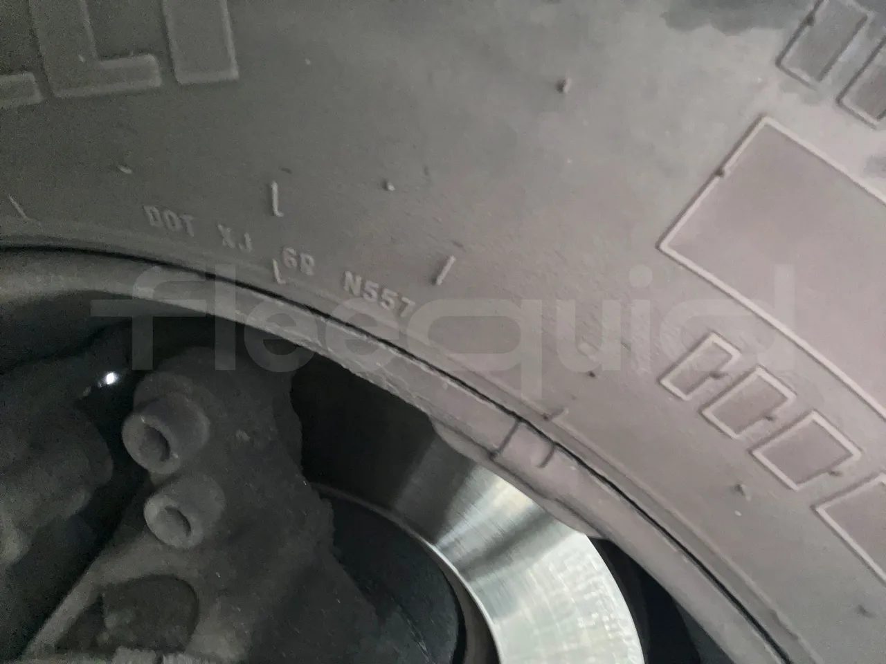 King Long XMQ6996 XMQ6996 / Euro 5 - 215 Kw - 9.895 Mt - front discs right