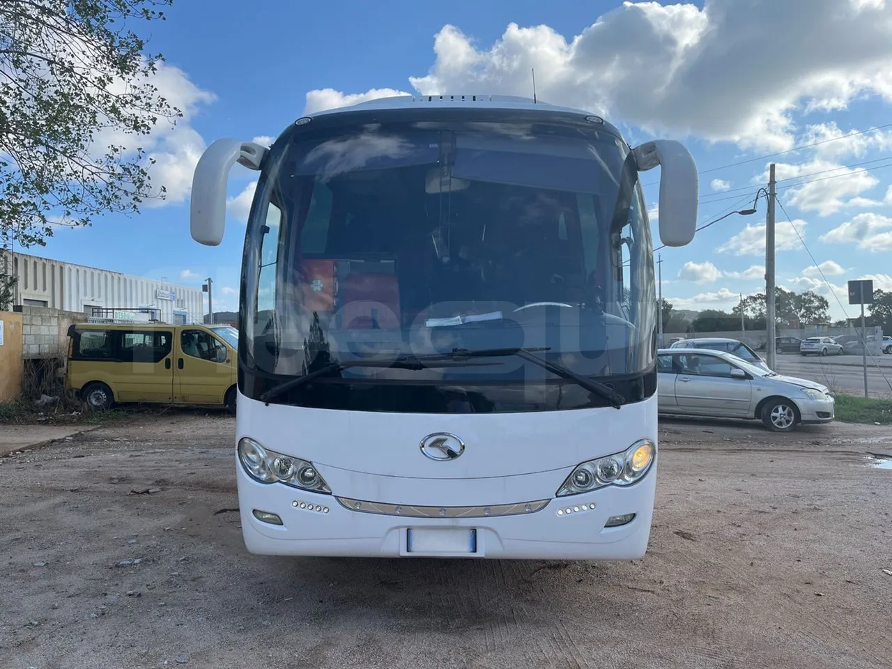 King Long XMQ6996 XMQ6996 / Euro 5 - 215 Kw - 9.895 Mt - front photo