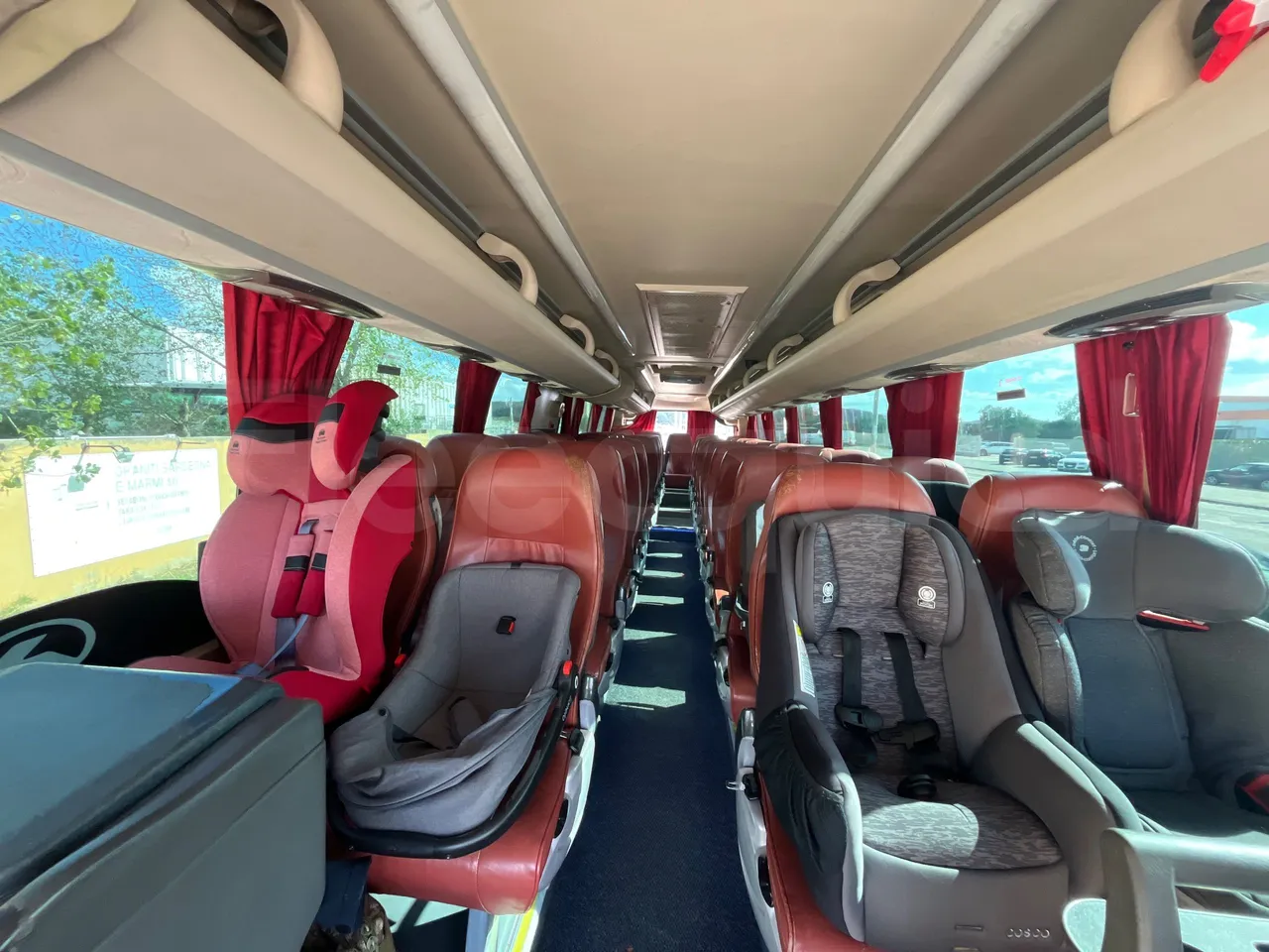 King Long XMQ6996 XMQ6996 / Euro 5 - 215 Kw - 9.895 Mt - interior reverse seats driver height