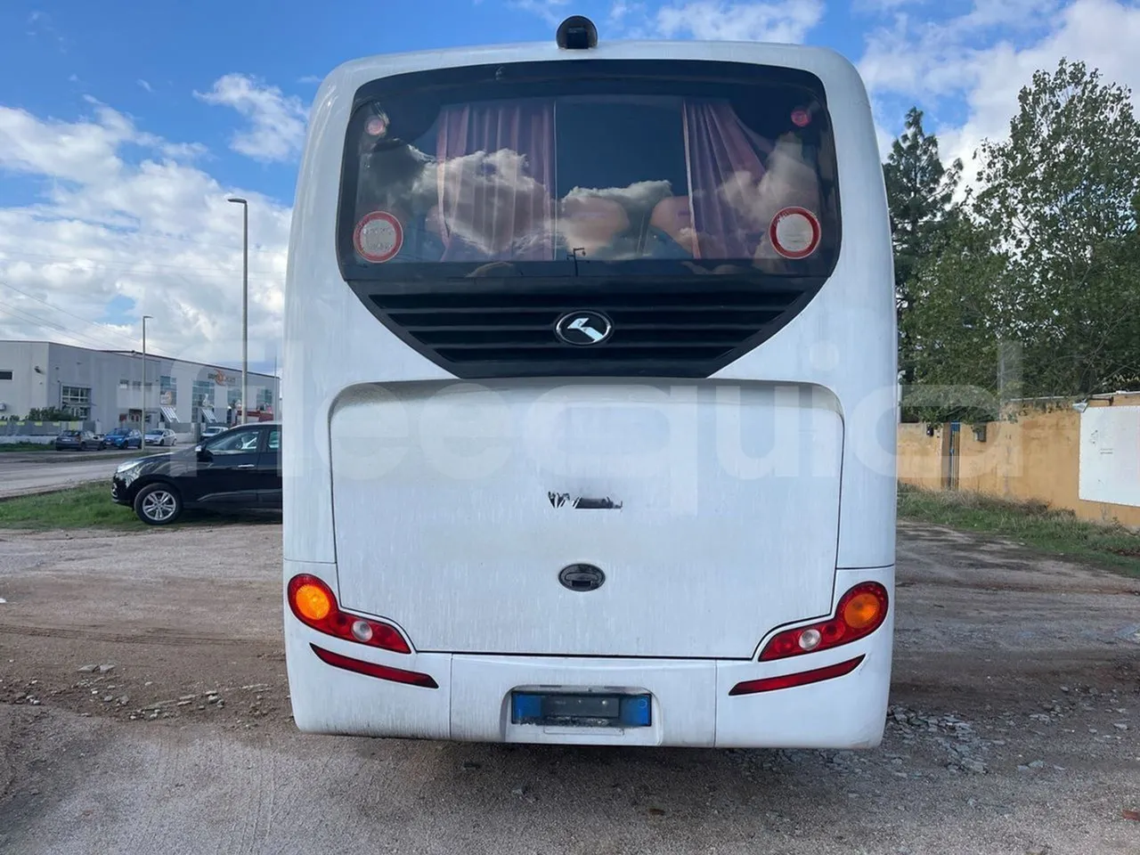 King Long XMQ6996 XMQ6996 / Euro 5 - 215 Kw - 9.895 Mt - rear hatch closed