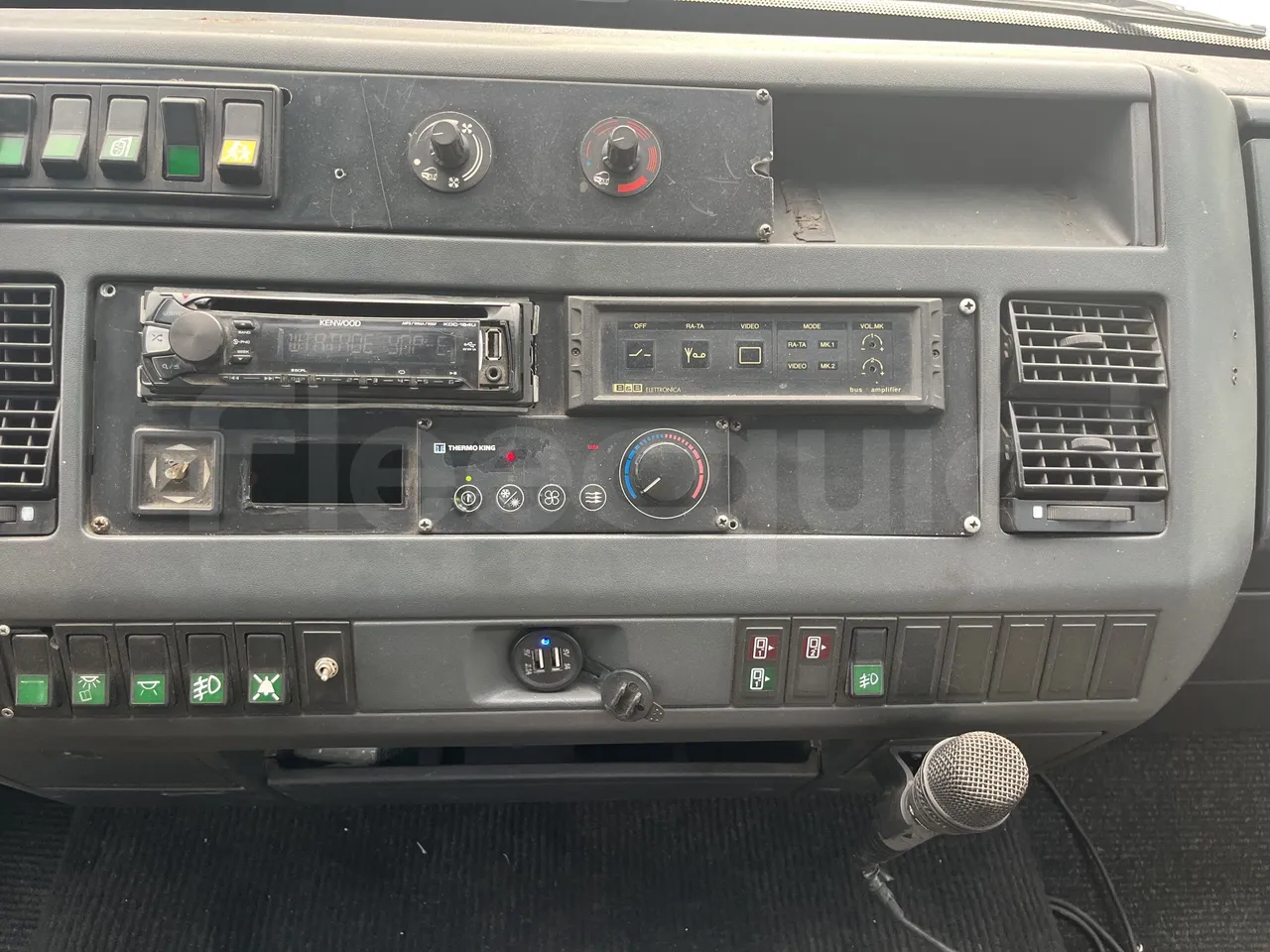 Man Dexon - Onboard Device 1
