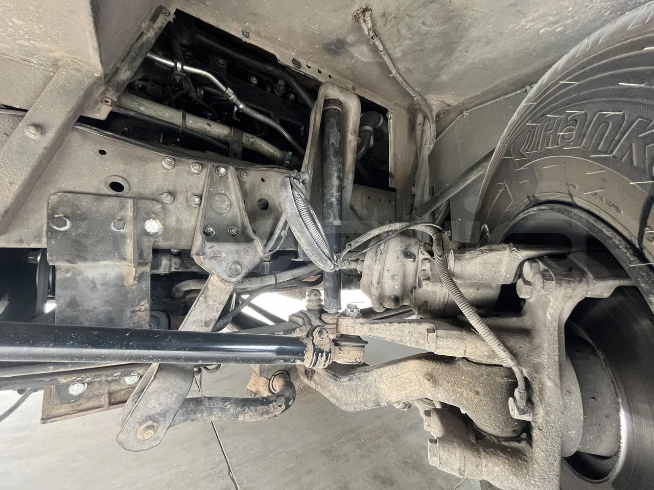 Man Dexon - First Axle Shock Absorbers Right Side