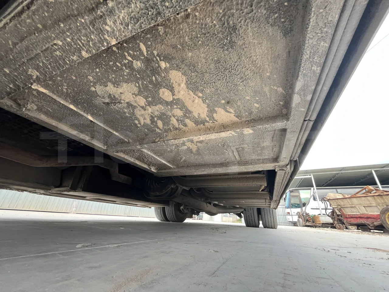 Man Dexon - Central Undercarriage