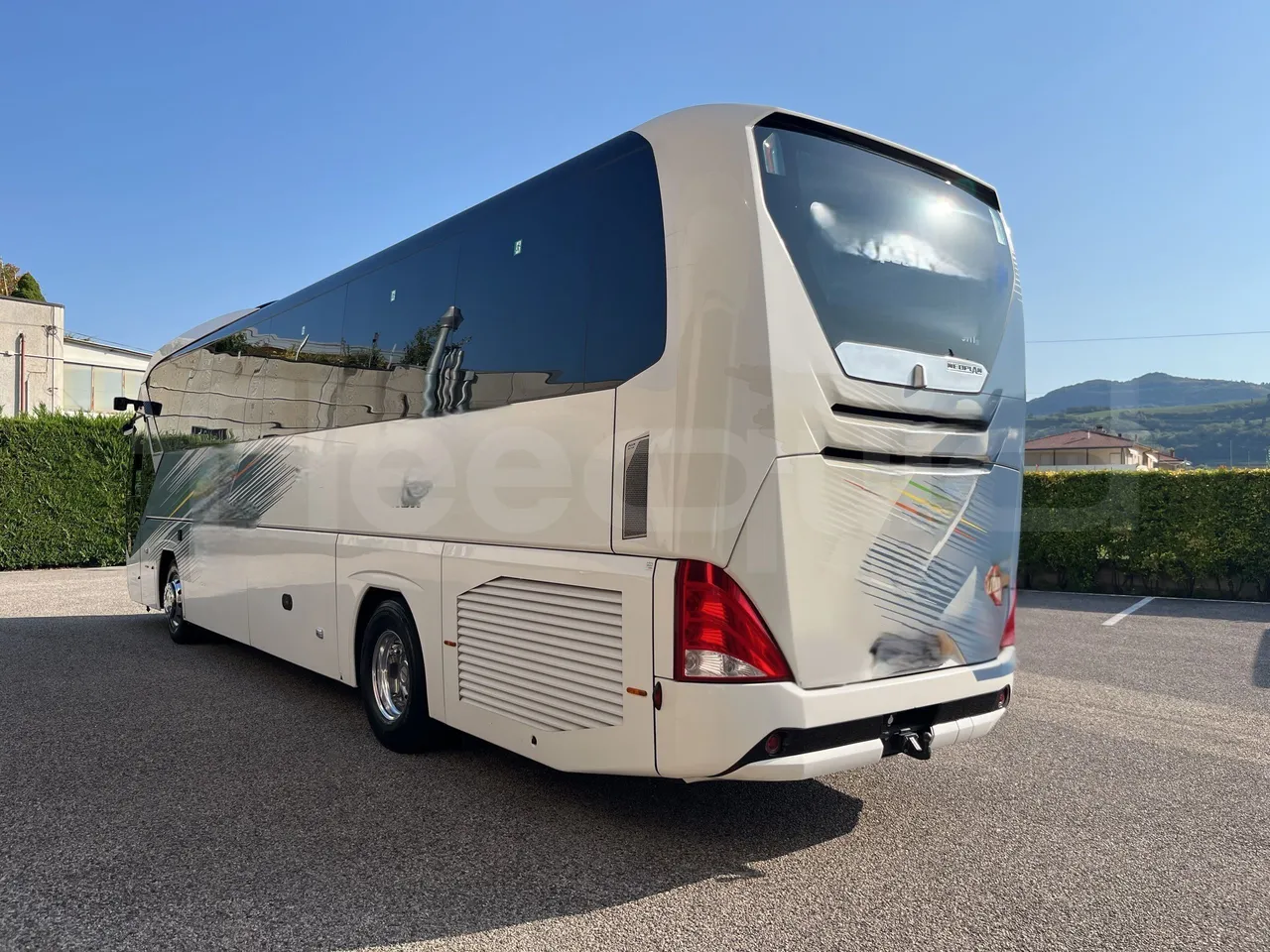 Neoplan Tourliner - 3/4 Rear Left Side