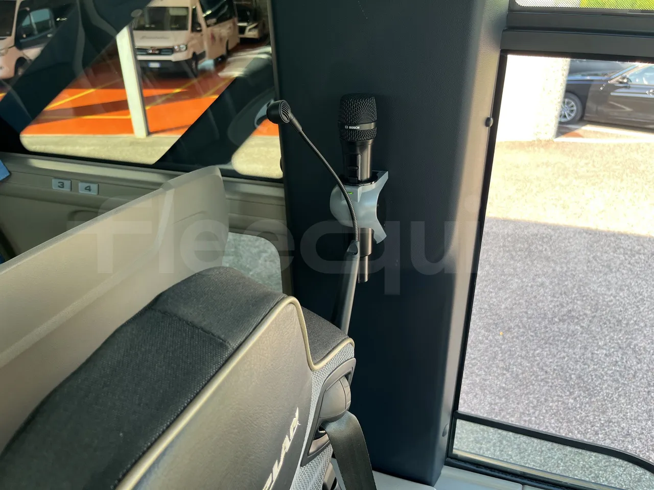 Neoplan Tourliner - Driver Microphone