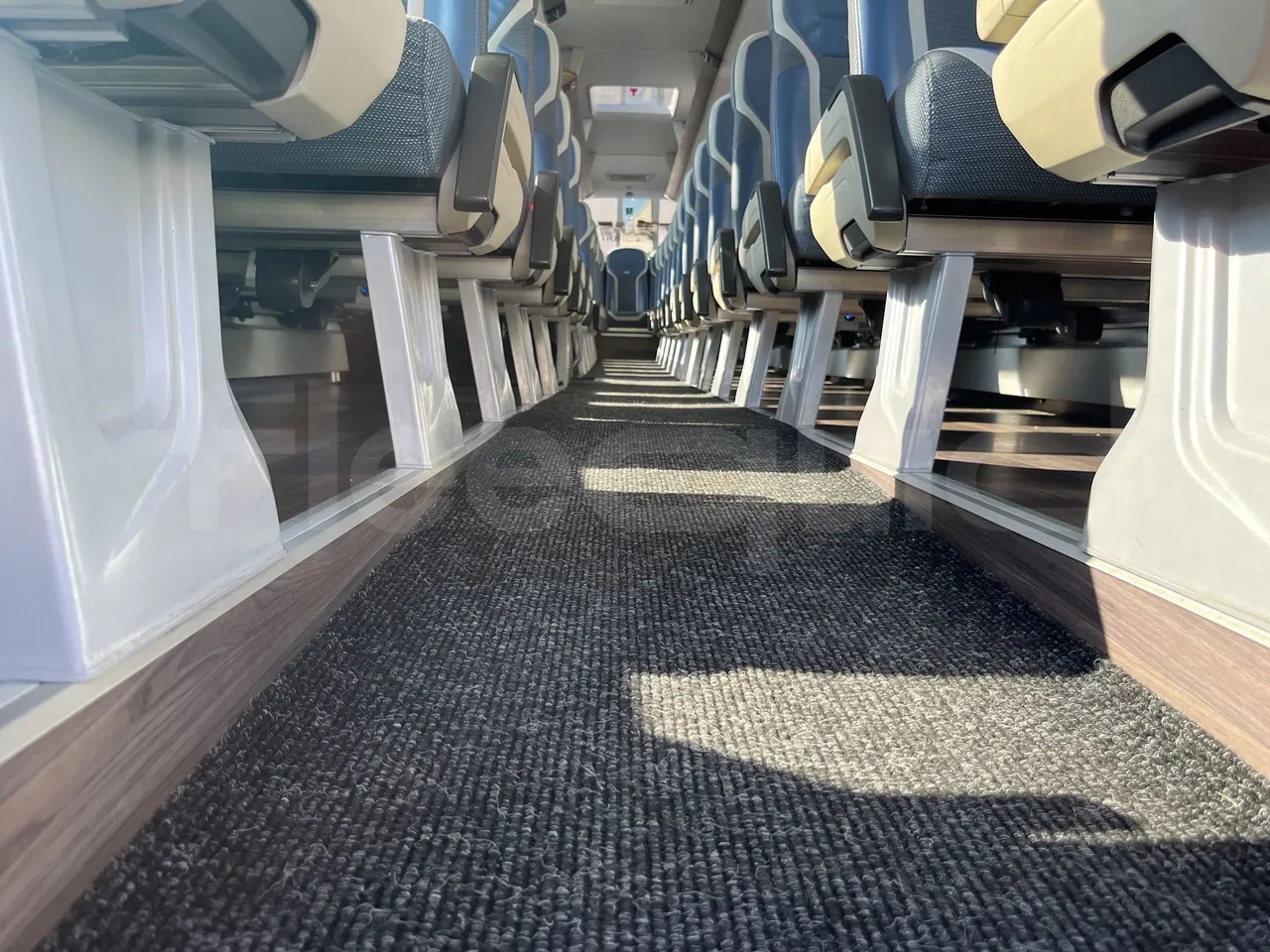 Neoplan Tourliner - Seats Bracket